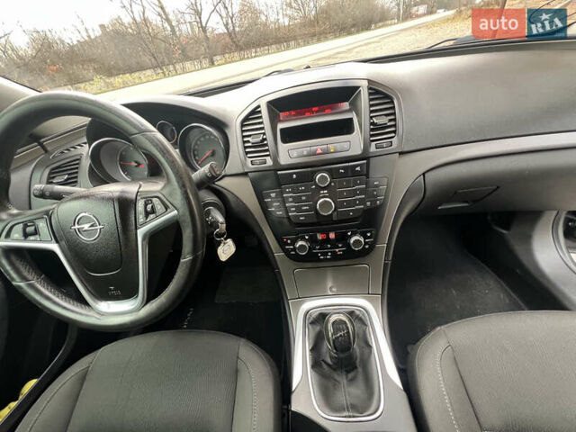 Сірий Опель Інсігнія, об'ємом двигуна 1.96 л та пробігом 244 тис. км за 6699 $, фото 29 на Automoto.ua