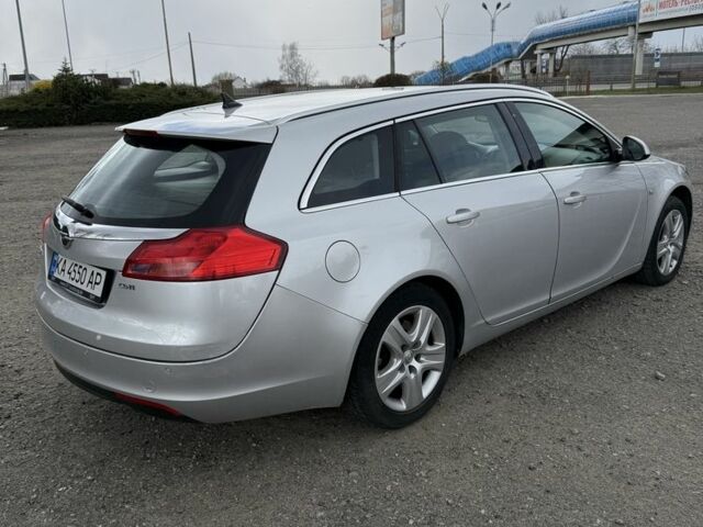 Серый Опель Инсигния, объемом двигателя 2 л и пробегом 265 тыс. км за 6800 $, фото 3 на Automoto.ua