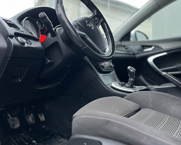 Серый Опель Инсигния, объемом двигателя 1.96 л и пробегом 279 тыс. км за 5999 $, фото 15 на Automoto.ua