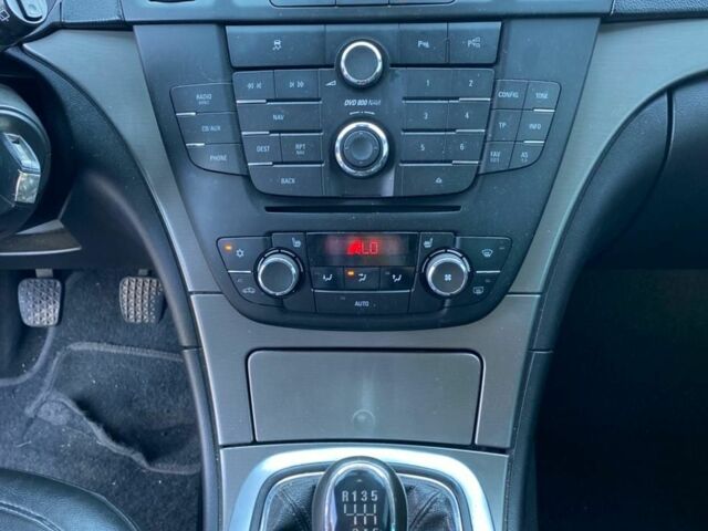 Сірий Опель Інсігнія, об'ємом двигуна 2 л та пробігом 372 тис. км за 6400 $, фото 12 на Automoto.ua