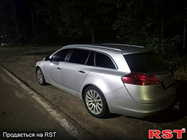 Серый Опель Инсигния, объемом двигателя 2 л и пробегом 280 тыс. км за 7500 $, фото 4 на Automoto.ua