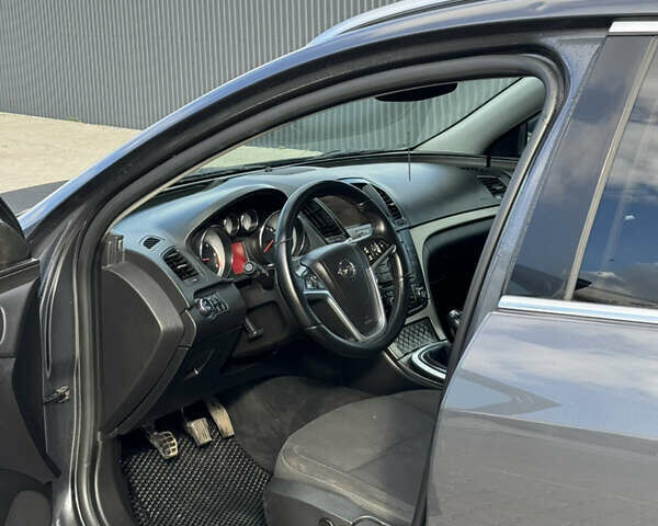 Опель Инсигния 2010 в Хмельницком на Automoto.ua Серый Опель Инсигния, объемом двигателя 1.96 л и пробегом 360 тыс. км за 5200 $, фото 7 на Automoto.ua
