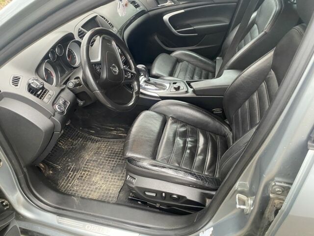 Сірий Опель Інсігнія, об'ємом двигуна 2 л та пробігом 201 тис. км за 7000 $, фото 6 на Automoto.ua