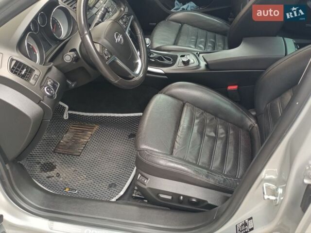 Серый Опель Инсигния, объемом двигателя 1.96 л и пробегом 238 тыс. км за 8400 $, фото 9 на Automoto.ua