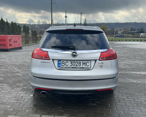 Сірий Опель Інсігнія, об'ємом двигуна 2 л та пробігом 260 тис. км за 8000 $, фото 26 на Automoto.ua