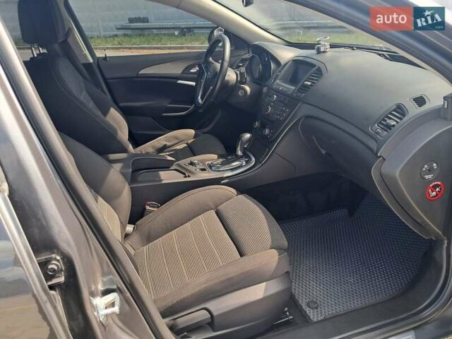 Серый Опель Инсигния, объемом двигателя 1.96 л и пробегом 256 тыс. км за 7800 $, фото 12 на Automoto.ua