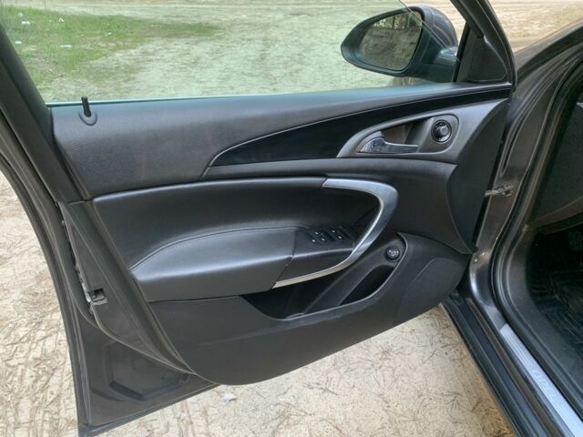 Серый Опель Инсигния, объемом двигателя 2 л и пробегом 276 тыс. км за 7600 $, фото 10 на Automoto.ua