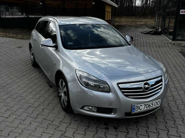 Сірий Опель Інсігнія, об'ємом двигуна 2 л та пробігом 280 тис. км за 5300 $, фото 5 на Automoto.ua