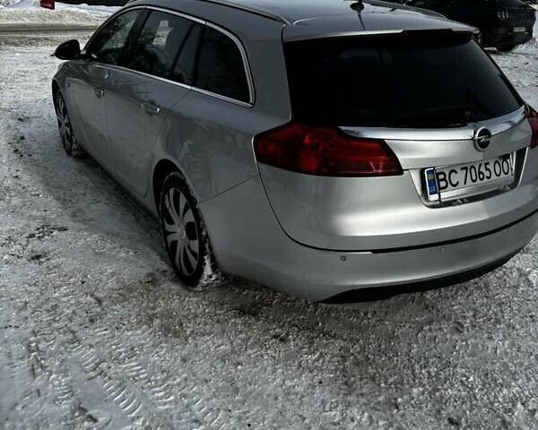 Сірий Опель Інсігнія, об'ємом двигуна 1.96 л та пробігом 259 тис. км за 6300 $, фото 3 на Automoto.ua