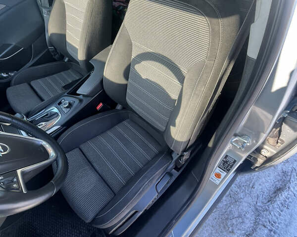 Серый Опель Инсигния, объемом двигателя 1.96 л и пробегом 298 тыс. км за 8200 $, фото 14 на Automoto.ua