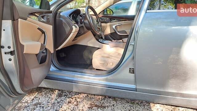 Сірий Опель Інсігнія, об'ємом двигуна 2 л та пробігом 213 тис. км за 9500 $, фото 5 на Automoto.ua