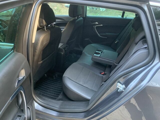 Серый Опель Инсигния, объемом двигателя 2 л и пробегом 271 тыс. км за 7800 $, фото 8 на Automoto.ua