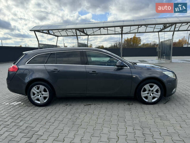 Опель Инсигния 2010 в Хмельницком на Automoto.ua Серый Опель Инсигния, объемом двигателя 1.96 л и пробегом 360 тыс. км за 5200 $, фото 2 на Automoto.ua