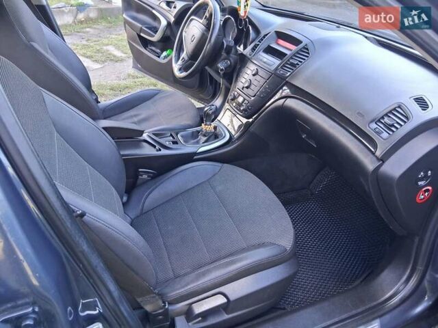 Опель Инсигния 2010 в Черновцах на Automoto.ua Серый Опель Инсигния, объемом двигателя 2 л и пробегом 320 тыс. км за 6500 $, фото 19 на Automoto.ua