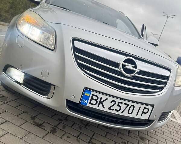 Сірий Опель Інсігнія, об'ємом двигуна 2 л та пробігом 277 тис. км за 7800 $, фото 15 на Automoto.ua