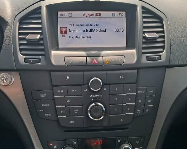 Серый Опель Инсигния, объемом двигателя 1.96 л и пробегом 256 тыс. км за 7800 $, фото 2 на Automoto.ua