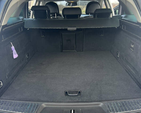 Сірий Опель Інсігнія, об'ємом двигуна 2 л та пробігом 260 тис. км за 8000 $, фото 29 на Automoto.ua