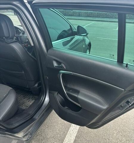 Серый Опель Инсигния, объемом двигателя 1.96 л и пробегом 315 тыс. км за 6600 $, фото 13 на Automoto.ua