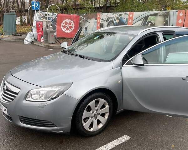 Серый Опель Инсигния, объемом двигателя 1.96 л и пробегом 297 тыс. км за 7400 $, фото 9 на Automoto.ua