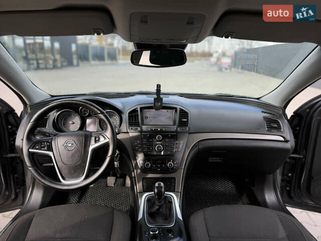 Опель Инсигния 2010 в Хмельницком на Automoto.ua Серый Опель Инсигния, объемом двигателя 1.96 л и пробегом 360 тыс. км за 5200 $, фото 12 на Automoto.ua