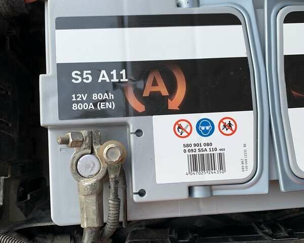 Сірий Опель Інсігнія, об'ємом двигуна 1.96 л та пробігом 270 тис. км за 10000 $, фото 8 на Automoto.ua