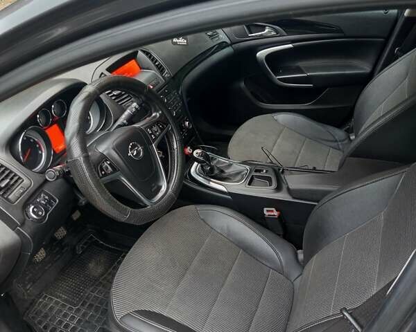 Опель Инсигния 2010 в Кременце на Automoto.ua Серый Опель Инсигния, объемом двигателя 1.8 л и пробегом 199 тыс. км за 5500 $, фото 8 на Automoto.ua