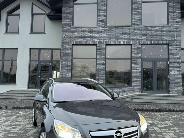 Серый Опель Инсигния, объемом двигателя 2 л и пробегом 275 тыс. км за 5199 $, фото 1 на Automoto.ua