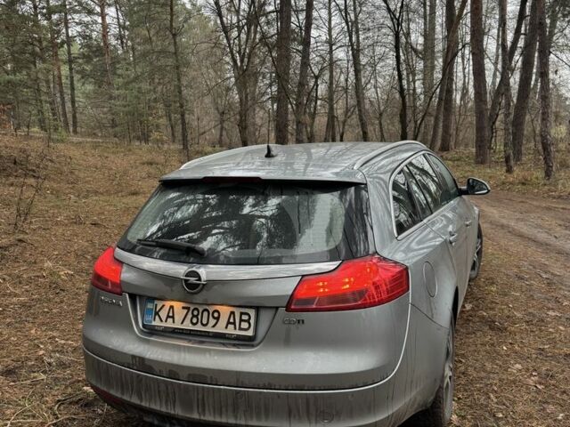 Серый Опель Инсигния, объемом двигателя 2 л и пробегом 352 тыс. км за 5600 $, фото 2 на Automoto.ua