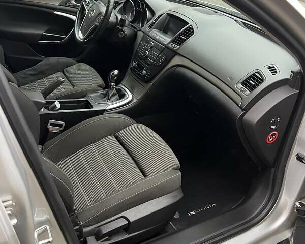 Сірий Опель Інсігнія, об'ємом двигуна 1.96 л та пробігом 297 тис. км за 5850 $, фото 11 на Automoto.ua