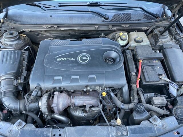 Сірий Опель Інсігнія, об'ємом двигуна 2 л та пробігом 372 тис. км за 6400 $, фото 15 на Automoto.ua