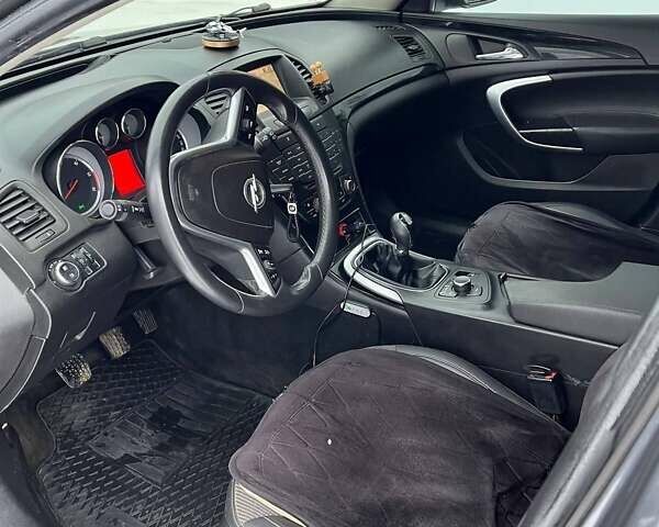 Сірий Опель Інсігнія, об'ємом двигуна 1.96 л та пробігом 217 тис. км за 7500 $, фото 8 на Automoto.ua