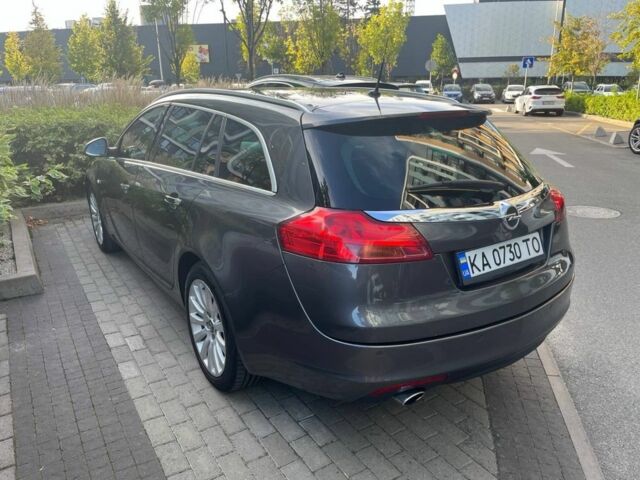 Сірий Опель Інсігнія, об'ємом двигуна 2 л та пробігом 310 тис. км за 8000 $, фото 1 на Automoto.ua