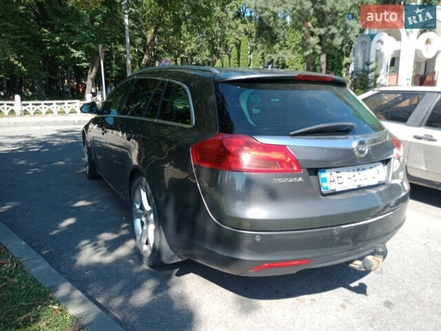 Сірий Опель Інсігнія, об'ємом двигуна 1.96 л та пробігом 307 тис. км за 7900 $, фото 2 на Automoto.ua