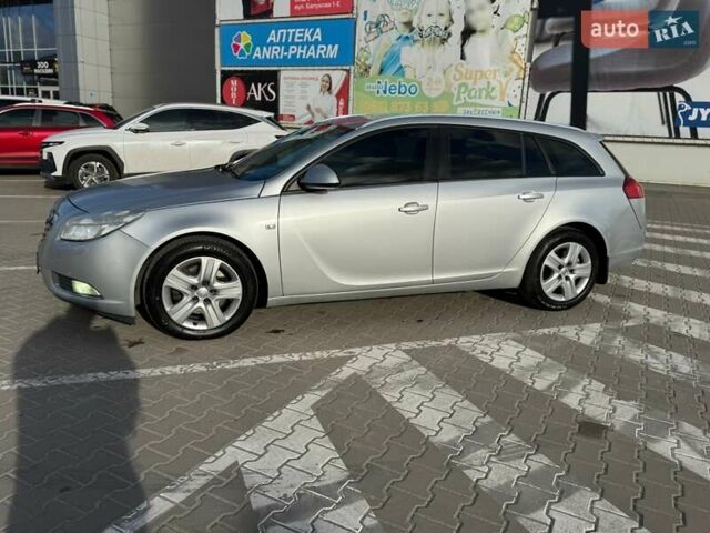 Серый Опель Инсигния, объемом двигателя 1.96 л и пробегом 347 тыс. км за 8200 $, фото 3 на Automoto.ua