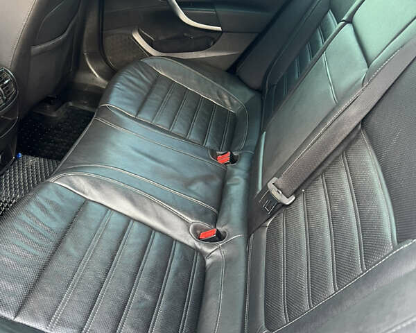 Сірий Опель Інсігнія, об'ємом двигуна 2 л та пробігом 260 тис. км за 8000 $, фото 21 на Automoto.ua