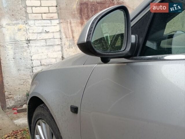 Серый Опель Инсигния, объемом двигателя 1.96 л и пробегом 238 тыс. км за 8400 $, фото 24 на Automoto.ua