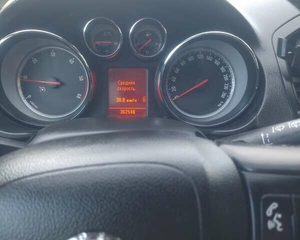 Опель Инсигния 2010 в Козовой на Automoto.ua Серый Опель Инсигния, объемом двигателя 2 л и пробегом 333 тыс. км за 4900 $, фото 15 на Automoto.ua