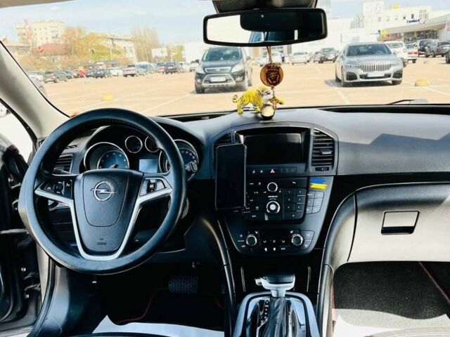 Серый Опель Инсигния, объемом двигателя 2 л и пробегом 888 тыс. км за 8000 $, фото 8 на Automoto.ua
