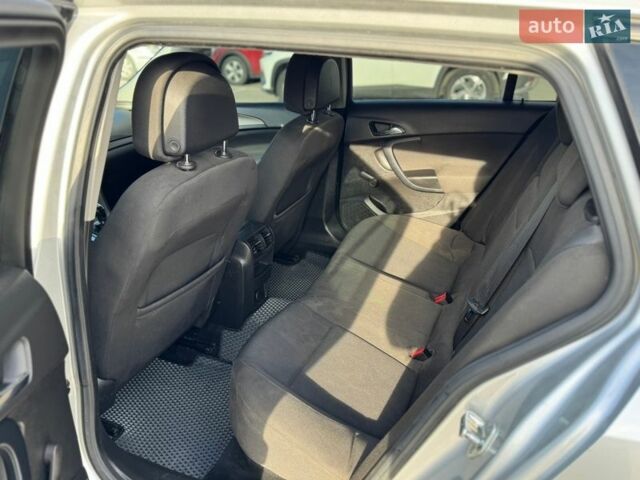 Серый Опель Инсигния, объемом двигателя 1.96 л и пробегом 347 тыс. км за 8200 $, фото 8 на Automoto.ua