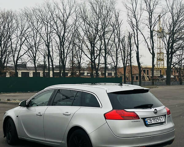 Сірий Опель Інсігнія, об'ємом двигуна 1.96 л та пробігом 323 тис. км за 8200 $, фото 10 на Automoto.ua