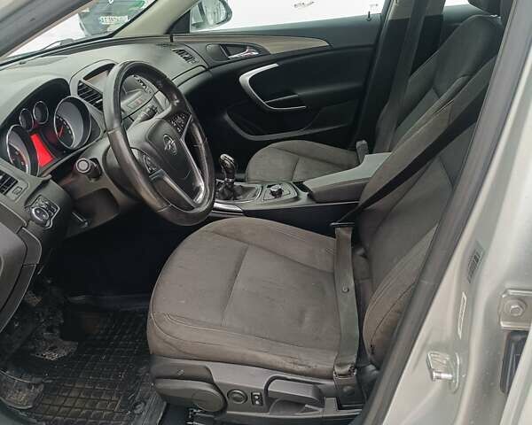 Сірий Опель Інсігнія, об'ємом двигуна 2 л та пробігом 307 тис. км за 6400 $, фото 8 на Automoto.ua