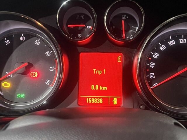 Сірий Опель Інсігнія, об'ємом двигуна 1.8 л та пробігом 160 тис. км за 7999 $, фото 3 на Automoto.ua