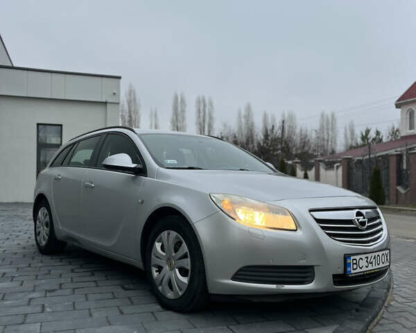 Серый Опель Инсигния, объемом двигателя 1.96 л и пробегом 279 тыс. км за 5999 $, фото 6 на Automoto.ua