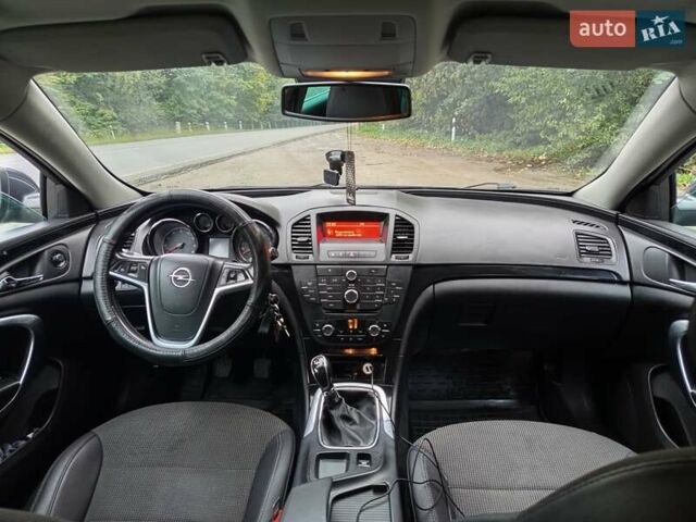 Опель Инсигния 2010 в Кременце на Automoto.ua Серый Опель Инсигния, объемом двигателя 1.8 л и пробегом 199 тыс. км за 5500 $, фото 5 на Automoto.ua
