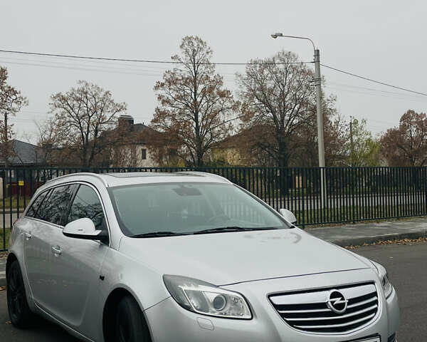 Сірий Опель Інсігнія, об'ємом двигуна 1.96 л та пробігом 323 тис. км за 8200 $, фото 34 на Automoto.ua