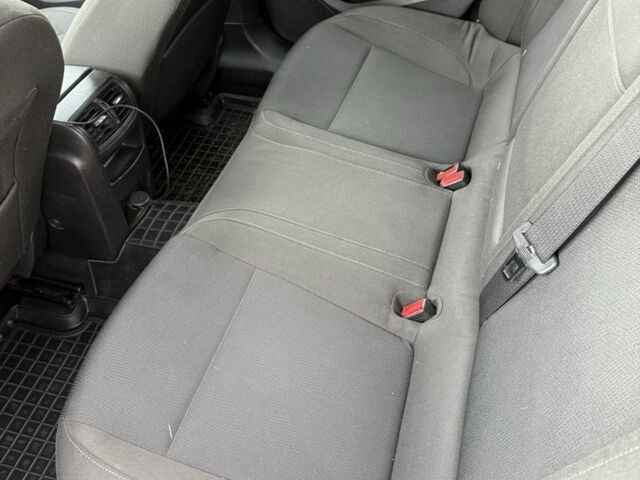 Серый Опель Инсигния, объемом двигателя 2 л и пробегом 265 тыс. км за 6800 $, фото 7 на Automoto.ua