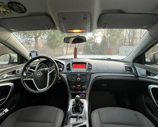 Сірий Опель Інсігнія, об'ємом двигуна 1.96 л та пробігом 292 тис. км за 6800 $, фото 10 на Automoto.ua