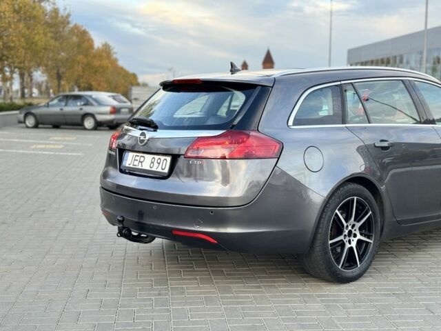 Опель Инсигния 2010 в Николаеве на Automoto.ua Серый Опель Инсигния, объемом двигателя 2 л и пробегом 299 тыс. км за 3999 $, фото 14 на Automoto.ua