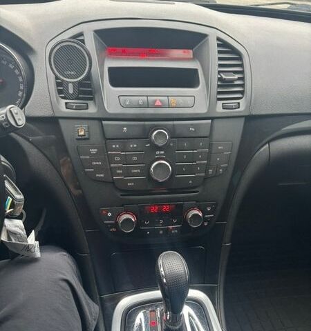 Серый Опель Инсигния, объемом двигателя 1.96 л и пробегом 315 тыс. км за 6600 $, фото 10 на Automoto.ua