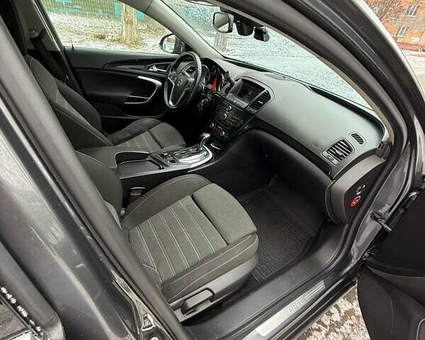 Серый Опель Инсигния, объемом двигателя 1.96 л и пробегом 214 тыс. км за 8200 $, фото 9 на Automoto.ua